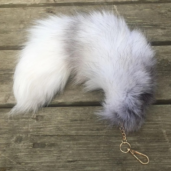 Large Real Random Color Surprise Fox Tail Keychain Charm - Picture 5 of 7